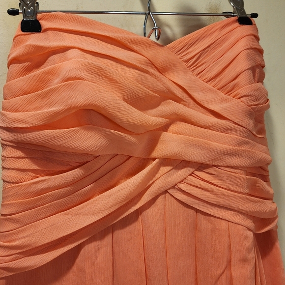 Elegant Coral Strapless Dress - Picture 4 of 9